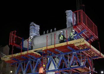 جانب من أعمال إنشاء مونوريل 6 أكتوبر