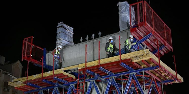 جانب من أعمال إنشاء مونوريل 6 أكتوبر