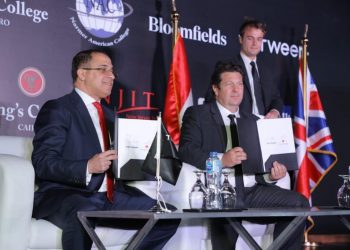بقيمة 3.2 مليار جنيه.. تدشين أول فرع لجامعة “NJIT الامريكية” في مصر وإنشاء مدرستين”لكينجز كوليدج ” ومدرسة “لنارمر أمريكان كوليدج” في المنطقة التعليمية “ببلومفيلدز”
