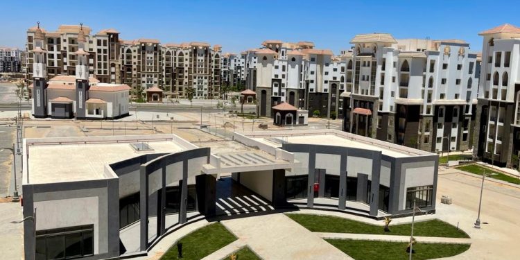 جزء من الوحدات التجارية بحي r3