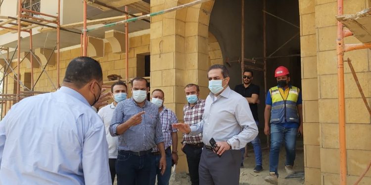 جانب من جولة نائب وزير الإسكان بسور مجرى العيون
