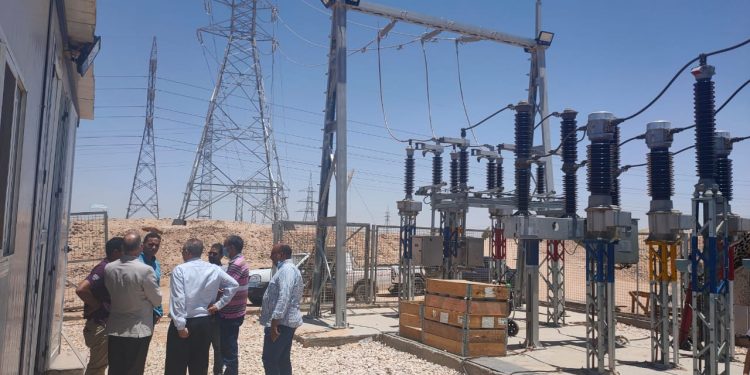 اطلاق التيار الكهربي بغرب قنا