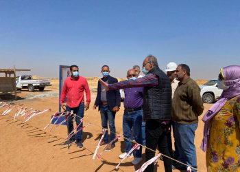 رئيس جهاز أكتوبر الجديدة خلال الجولة