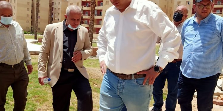 مسؤولو “الإسكان” يتفقدون أعمال تنفيذ ٧٤ برجاً ووحدات مبادرة “سكن لكل المصريين” بحدائق أكتوبر