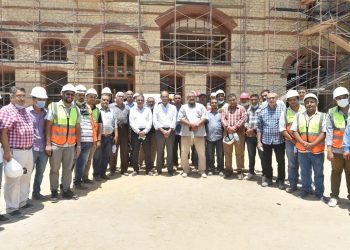 جانب من الزيارة