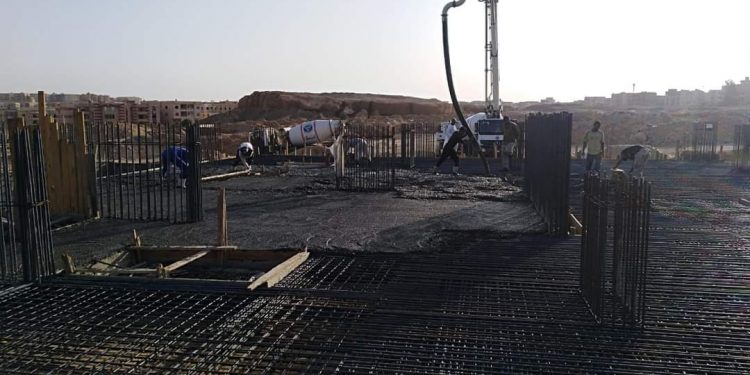 جانب من اعمال تنفيذ المستشفي الجديد بالعبور