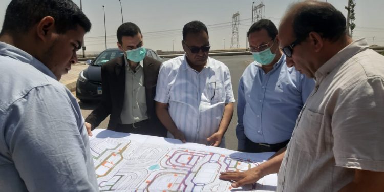 جهاز “الشروق”: رفع كفاءة الطرق وتنسيق الموقع العام بمنطقتي إسكان المستقبل والعائلي