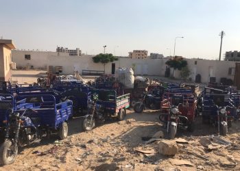 جهاز مدينة العبور يشن حملة للتصدى للإشغالات ومخالفات تغيير النشاط للوحدات السكنية