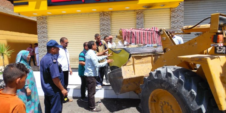 جانب من اعمال ازالة المخالفات ببني سويف الجديدة