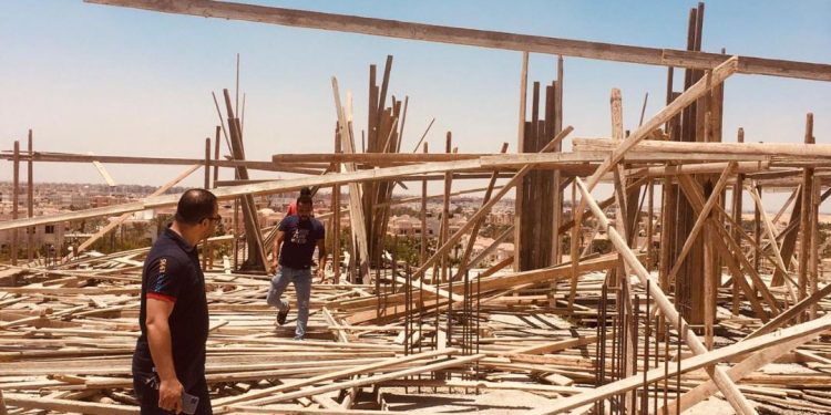 ازالة أعمال بناء مخالفة