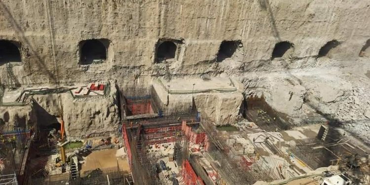 سد جيوليوس نيريري التنزاني