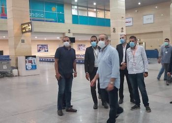 وزير الطيران المدني