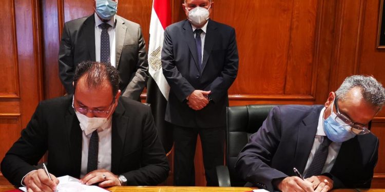 توقيع عقد تطوير نادي غزل المحلة