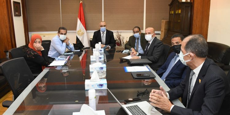 اجتماع وزير الإسكان