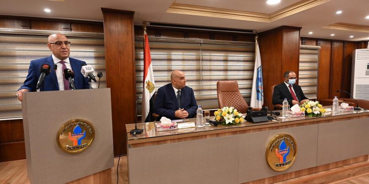 وزير الإسكان