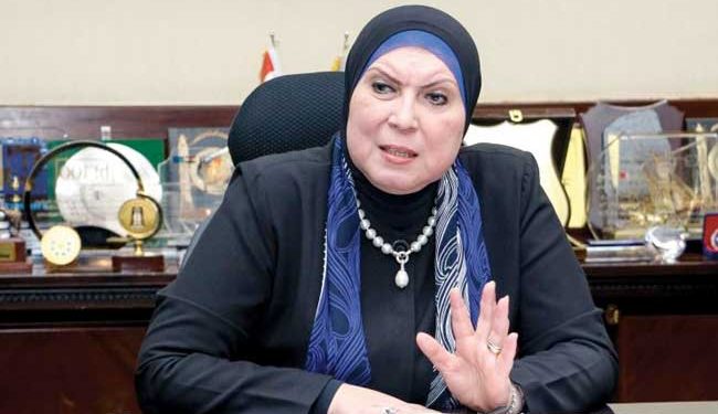 وزيرة الصناعة