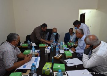 وزير الإسكان يعقد اجتماعا بمقر جهاز المنصورة الجديدة لمتابعة الموقف التنفيذى للمشروعات المختلفة