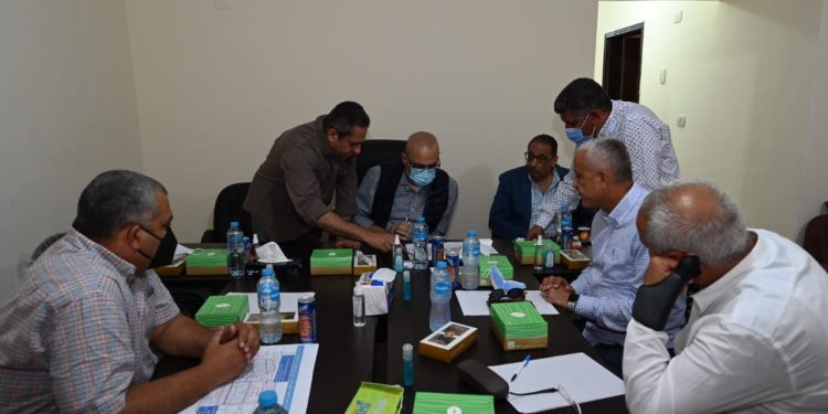 وزير الإسكان يعقد اجتماعا بمقر جهاز المنصورة الجديدة لمتابعة الموقف التنفيذى للمشروعات المختلفة