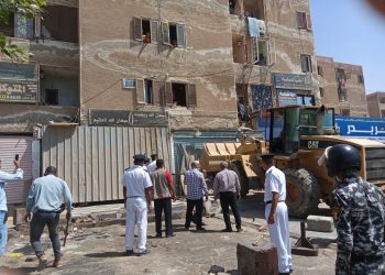 جانب من حملة إزالة الإشغالات