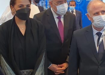 جانب من لقاءات وزير الإسكان بالإمارات