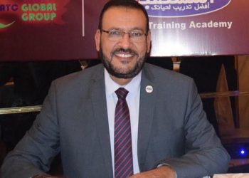 الدكتور أسامة العدل