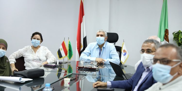 مياه المنيا: اجتماع مع مسئولى الدعم المؤسسى IWSSTA لتطوير المحطات الرئيسية