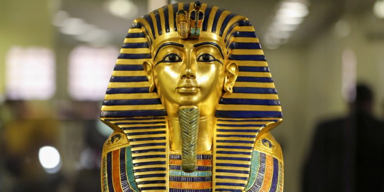 رمسيس وذهب الفراعنة