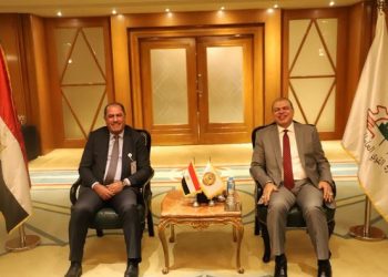 وزير القوي العاملة