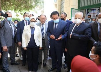 جولة في جامعة القاهرة