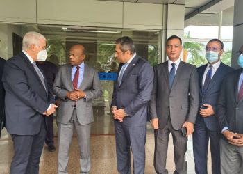 دعوة وزير البنية التحتية الكونغولى لزيارة مصر والاطلاع على التجربة المصرية فى التنمية وتنفيذ المشروعات القومية الكبرى