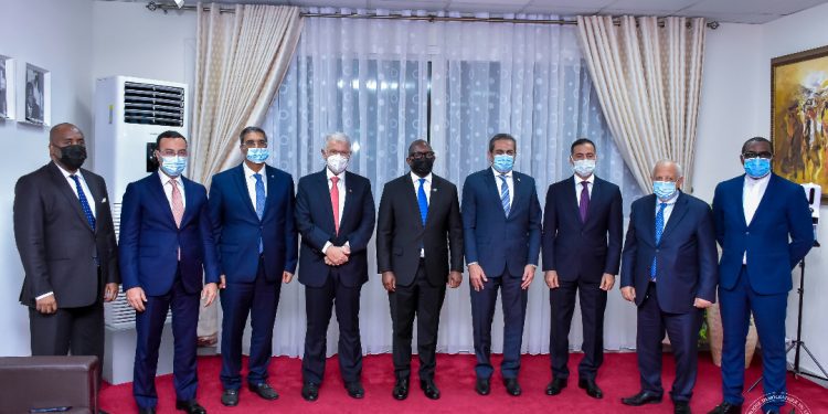 رئيس الوزراء الكونغولى يستقبل نائب وزير الإسكان ووفد شركة المقاولون العرب