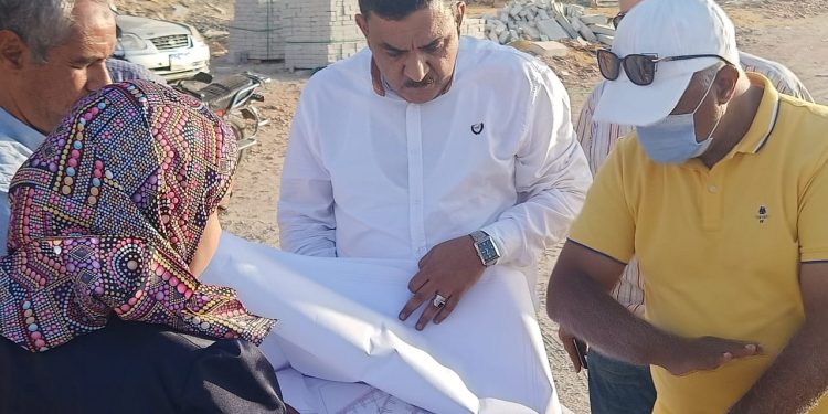 مسئولو “الإسكان” يتفقدون سير العمل بمدينة ملوي الجديدة