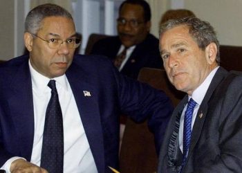 كولن باول مع جوروج دبليو بوش