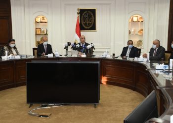 وزير الإسكان يتسلم جائزة “هيئة المجتمعات العمرانية الجديدة” من برنامج الأمم المتحدة للمستوطنات البشرية 2021 فى مجال تطوير العمران المستدام