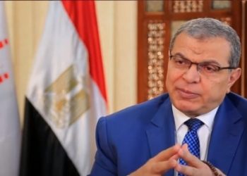 وزير القوى العاملة