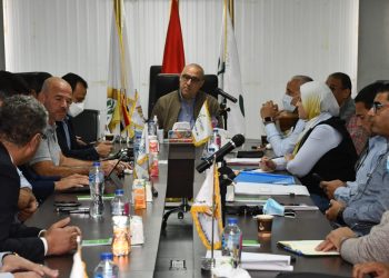 اجتماع لوزير الإسكان فى العلمين الجديدة لمتابعة مشروع “أبراج الداون تاون”