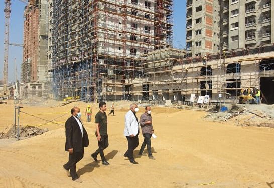 مسئولو “الإسكان” يتابعون سير العمل بأبراج منطقة مثلث ماسبيرو