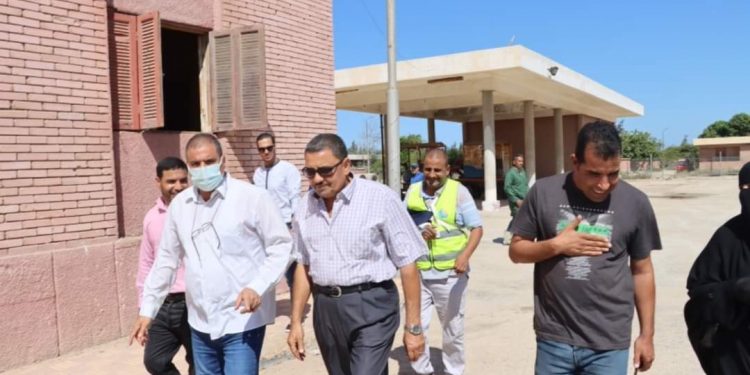 رئيس شركة مياه سيناء يتفقد محطتي مياه بالوظة ورمانة بشمال سيناء