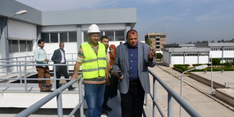 رئيس مياه المنيا يتفقد محطات ملوى ومشروعات حياة كريمة