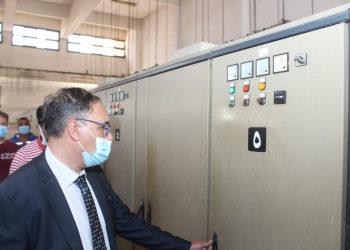 رئيس مياه الغربية يقوم بجولة تفقدية للمبنى الإدارى فى طنطا