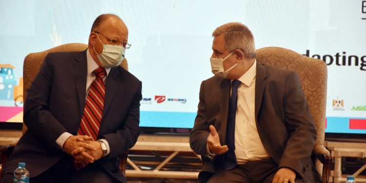 رئيس القابضة للمياه يشارك فى فعاليات اليوم العالمى للمدن بالأقصر