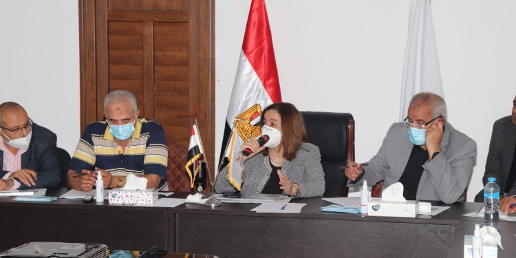 الرئيس التنفيذي لصندوق الإسكان الاجتماعي تبحث تنفيذ شقق “سكن لكل المصريين” وفقا لاشتراطات العمارة الخضراء