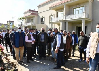 تضم 4706 شقة بمشروع جنة.. وزير الإسكان يتفقد المشروعات السكنية وتطوير كورنيش المنصورة الجديدة