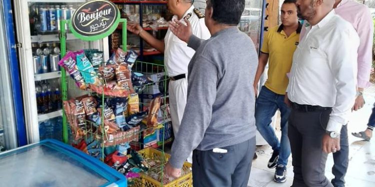 جانب من حملة الإزالة