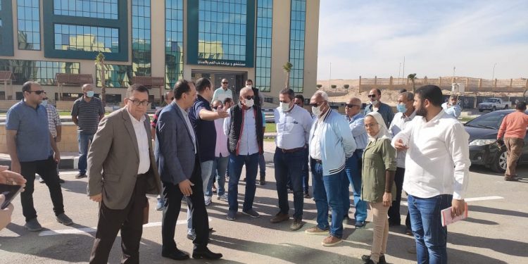 مسئولو “الإسكان” يتفقدون المشروعات السكنية والخدمية بمدينة أسيوط الجديدة