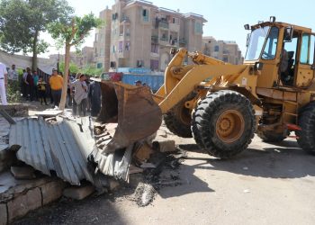 جانب من حملة الإزالة