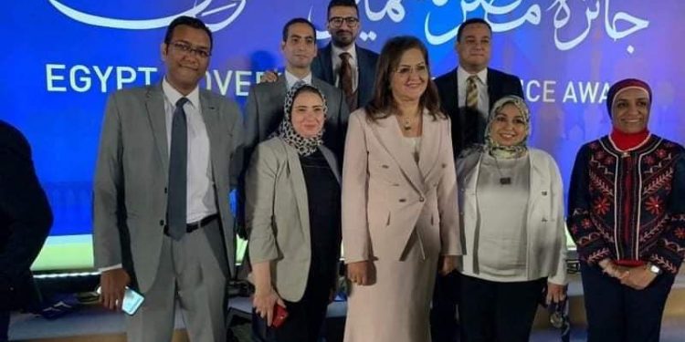 مياه الاسكندرية تكرم الفائزين بمسابقة جائزة مصر للتميز الحكومى 2021