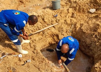 عصمت: إصلاح خطوط المياه في محافظات القناة.. تفاصيل