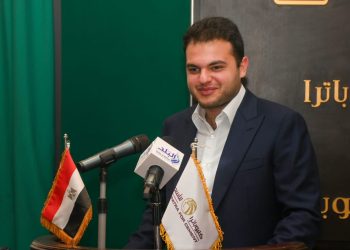 12 سفير من أمريكا اللاتينية يزورون مصانع كليوباترا بالعين السخنة