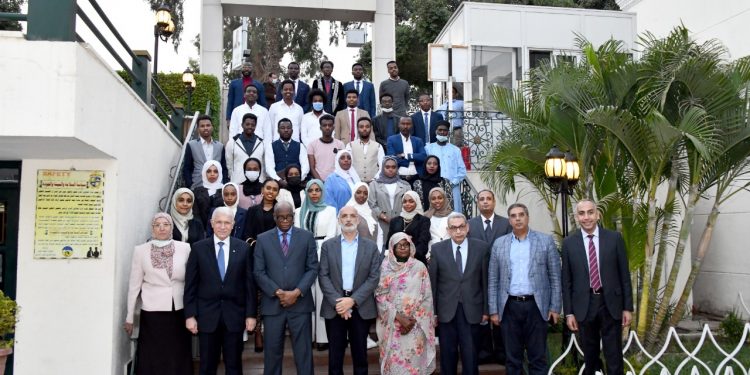جانب من التكريم للطلاب بع التدريب